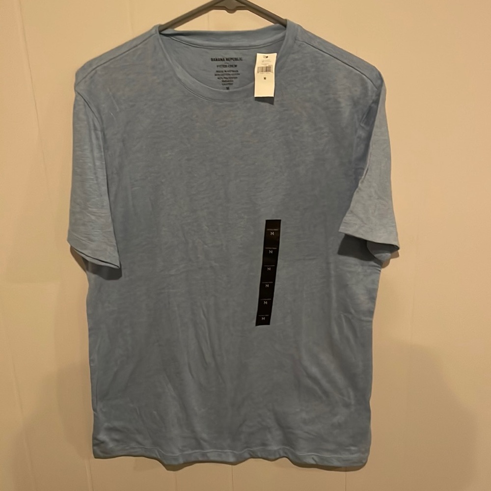 Men’s Banana Republic Fitted Crew Shirt Brand New